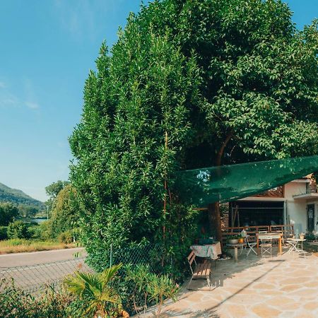 B&B Al Giardino Dei Laghi Revine Lago Bagian luar foto