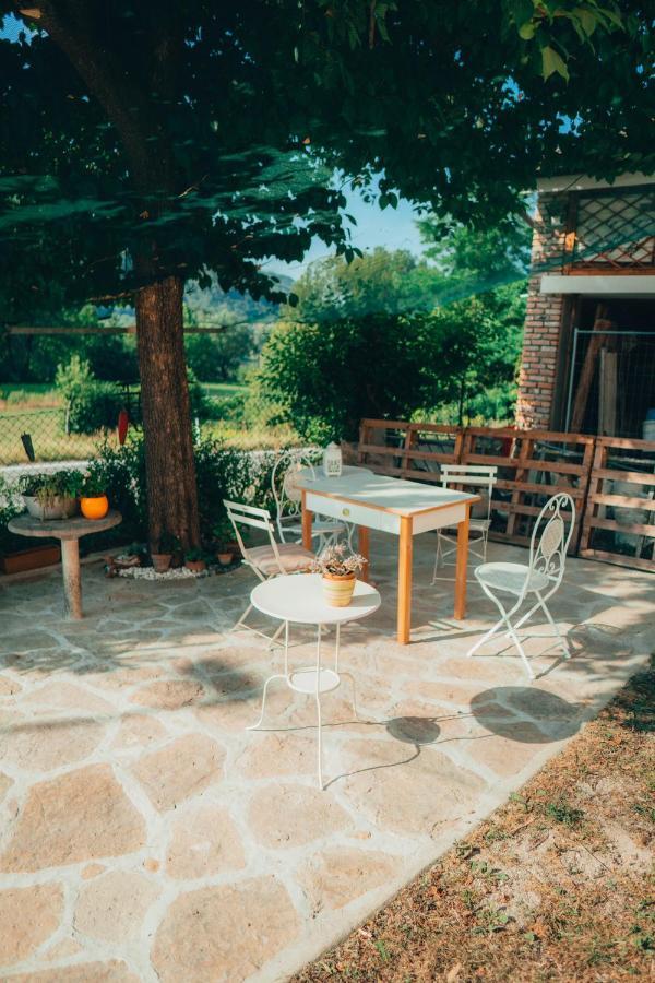 B&B Al Giardino Dei Laghi Revine Lago Bagian luar foto